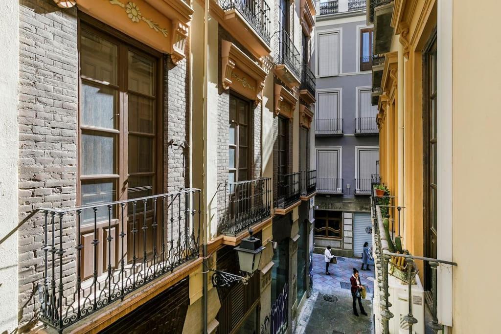 Centrico Apto Cerca De La Catedral Zacatin Apartment Granada Exterior photo